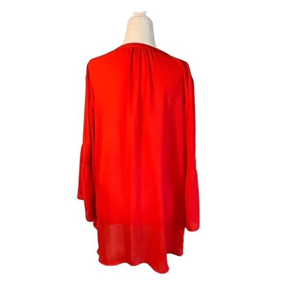 Violet + Claire Bell Sleeve Blouse Red Flowy V-Neck Notch Collar Grommet Detail - Picture 5 of 8